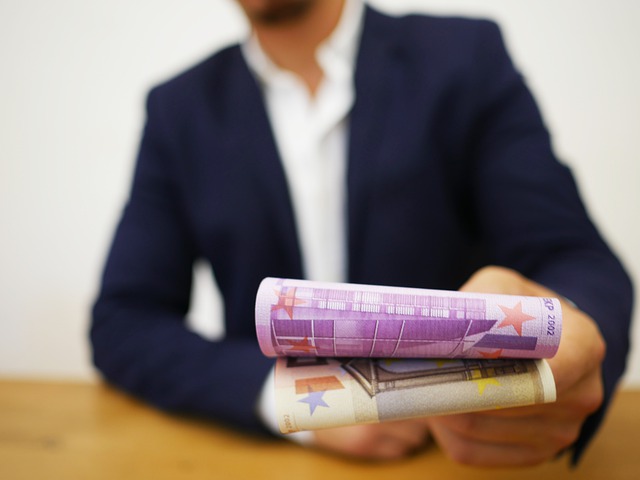 Verleihe Geld gegen Schuldschein